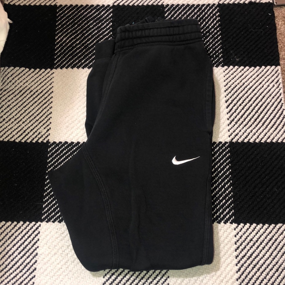 Nike joggers